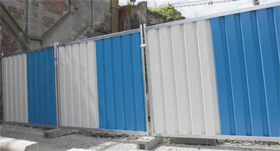 Blue White Red Color Steel Temporary Hoarding Panels 2.0m * 2.1m For Australia