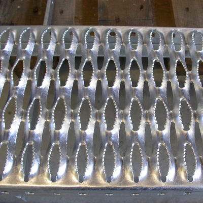 Powder Coating Safety Plank Grip Strut Grating For Vehicle Steps Work Platforms